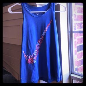 The Nike Tee tank top girls size xl